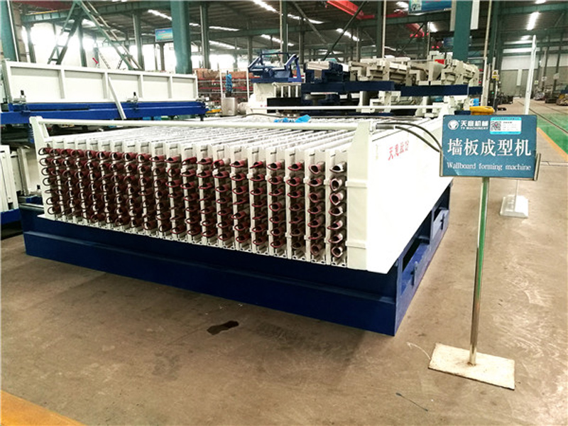 全自動墻板機(jī)產(chǎn)量高，一機(jī)多用
